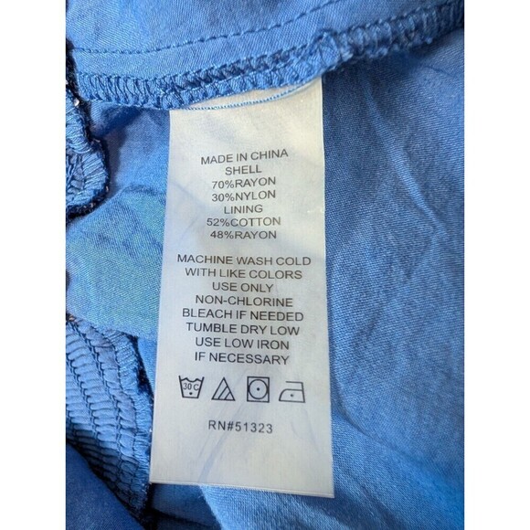 Vince Camuto Blue and White Floral Blouse Top Size Small **EUC** - Picture 5 of 11